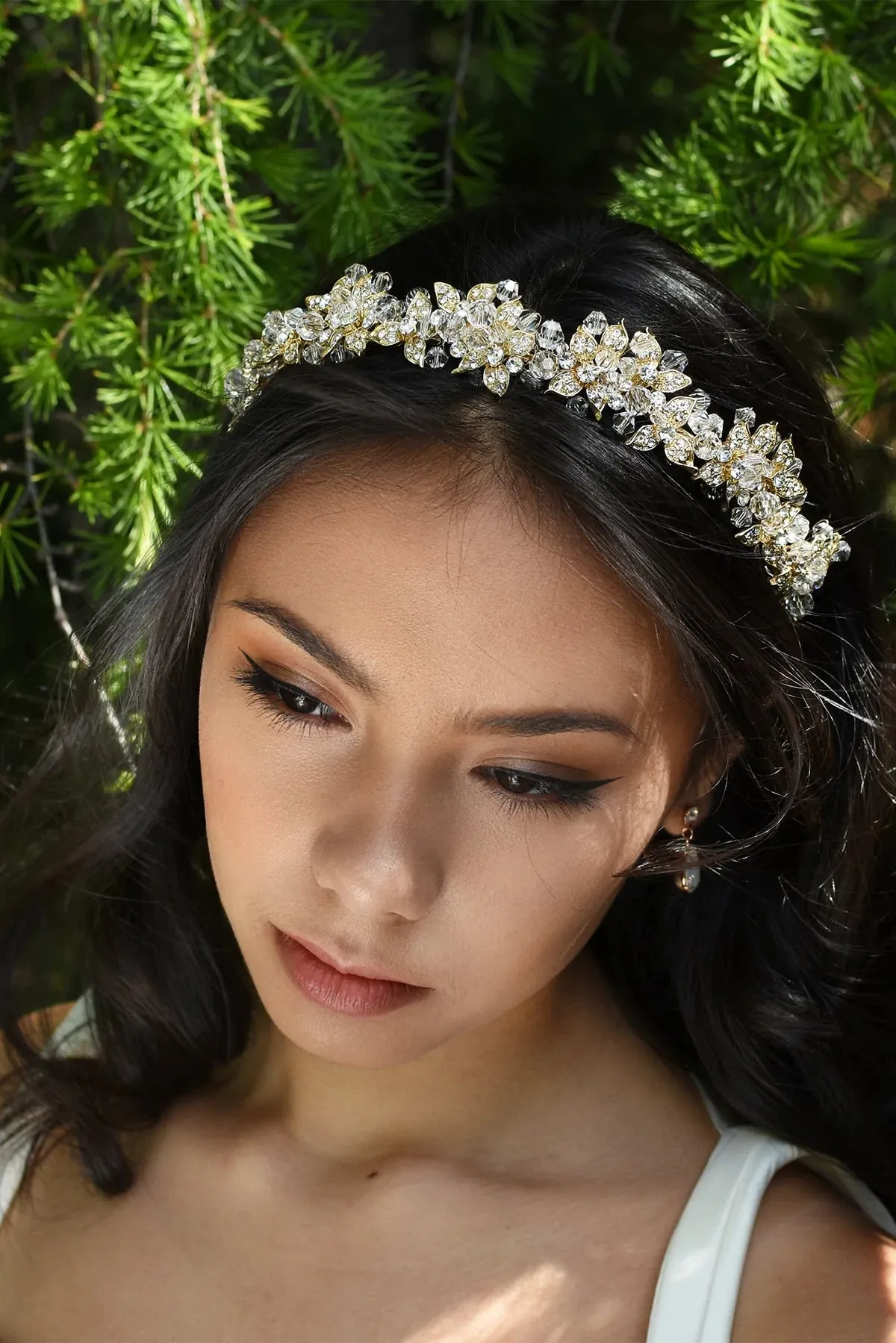 Isabelle - Modern Crystal Bridal Crown